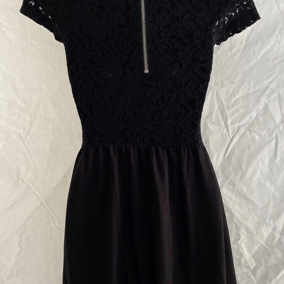 H&M black dress XS - Picture 6 of 9
